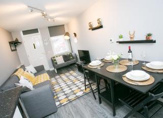 Malone Place Apartment - 2