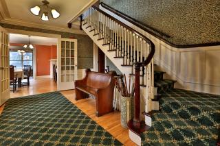 Stone Chalet Bed & Breakfast Inn - Ann Arbor - 4
