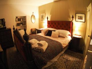 No.33 Coach House - Hillsborough - 5