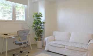 Acropolis At Your Door - Athènes - 8