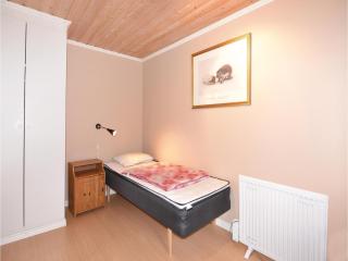 2 Bedroom Nice Home In Klässbol - Prästhög - 7