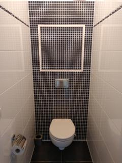 HOLLEY Apartment 1623 - 5