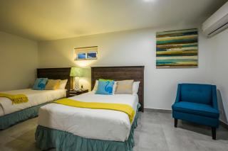 TuribanaPlaza - Palm-Eagle Beach - 6
