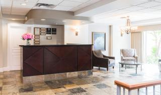 Canterra Suites Hotel - Edmonton - 2