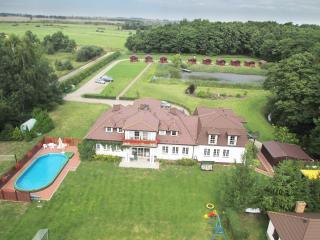 Leśny Dworek Winnica Darłowo - 8