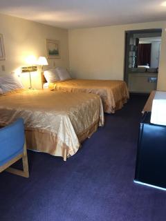 Rodeway Inn - 3