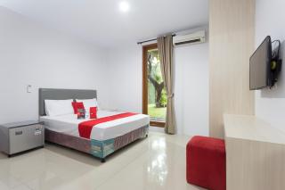 RedDoorz Plus near Cilandak Town Square 2 - Jakarta - 2