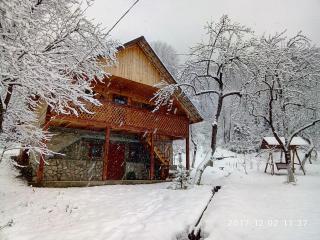 Під горою - Sheshory - 2