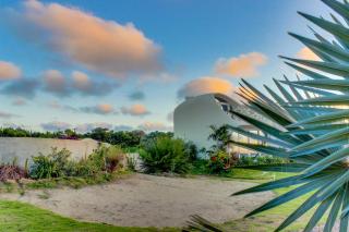 Swan Villas - Maya Beach - 3