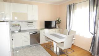 Apartment Central City - 8