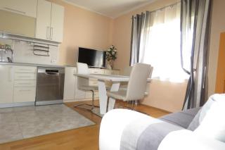 Apartment Central City - 9