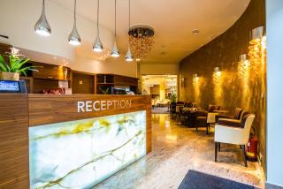 WELLNESS HOTEL LÖWE - Piešťany - 0