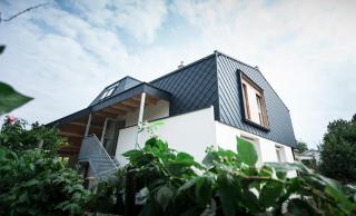 Studios + - Graz - 8