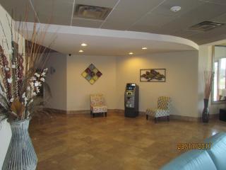 Suite Dreams Hotel - Mattoon - 3