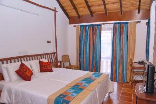 Kadambavanam Ethnic Village Resort - Pālamedu - 9
