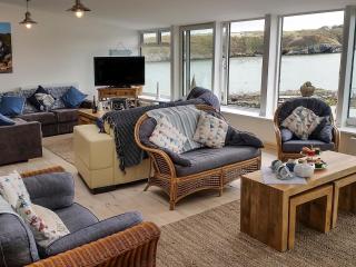 Angorfa - Cemaes Bay - 4