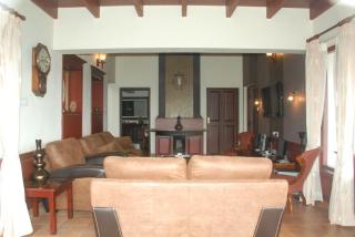Colonial 4 B/R Home, Great for Families, Coonoor - Coonoor - 3