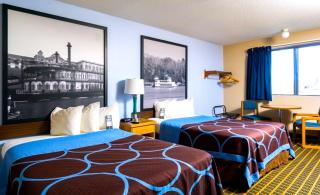 Super 8 by Wyndham Burlington - Burlington - 5