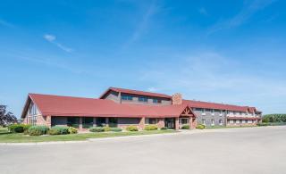 AmericInn by Wyndham Grafton - Grafton - 8