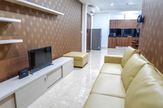 Affordable 2BR At L'Avenue Apartment By Travelio - 5