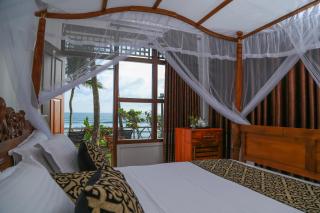 Top Secret Beach Hotel - 9
