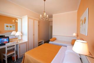 Hotel Hollywood - Senigallia - 9