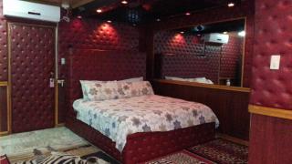 Kokomos Hotel and Restaurant - 5