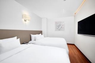 Lion Hotel - Busan - 4