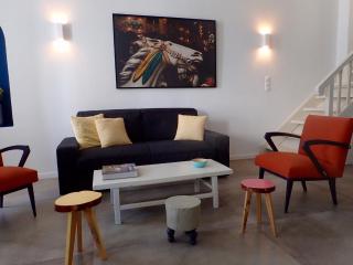 Glitterati Corner - 7