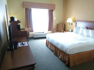 Baymont by Wyndham Clinton - Clinton - 2