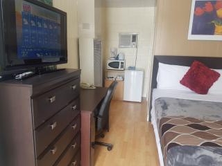 West Castle Motel - Pincher Creek - 7
