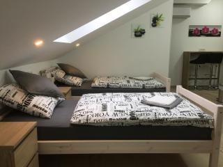 Sobe-Rooms Kvatric - 1