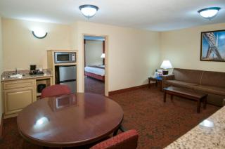 Governors Suites Hotel Oklahoma City Airport Area - Oklahoma City - 8