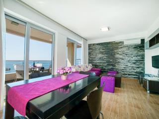 Apartments Raymond - Sveti Stefan - 9
