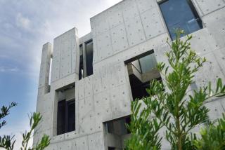 FaHaus - 9