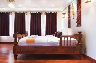 Hello Cambodia Boutique - 1