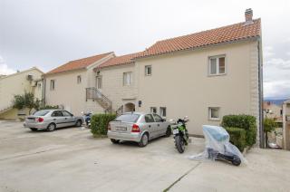 Apartments Karlo - Bol - 1