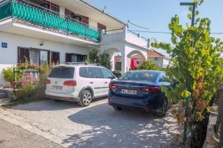 Apartment Vinka - Trogir - 1