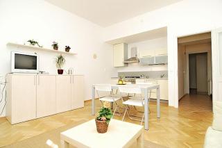 Residence Kostnické Square - 8