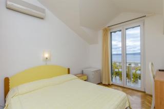 Apartment and Rooms Mate - Bol - 1