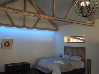 Grape Pickers Cottage - McLaren Vale - 2