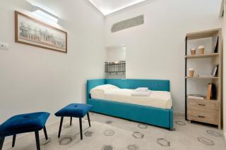 Giglio Oro by Mmega - Firenze - 2