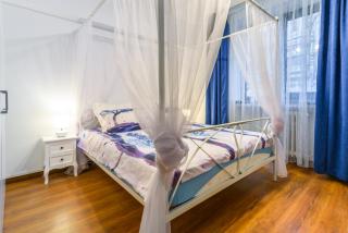 Bucharest Pedestrian Old Town 3 Bedrooms by Orchid Garden - 2