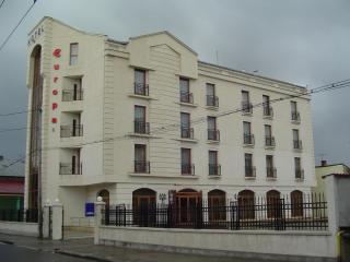 Hotel Europa - Ploieşti - 0