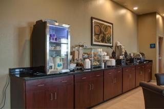 Cobblestone Hotel and Suites - Jefferson - Jefferson - 2