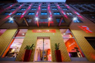 Royal Park Boutique Hotel - Budapest - 0