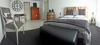 Chambre au tonneau - Fleurie - 0