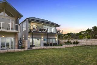 Aloha Waterfront Properties - 3