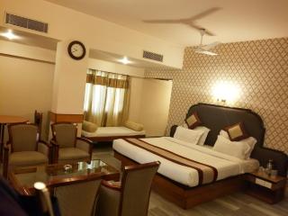Hotel Sindhuri Park - 1