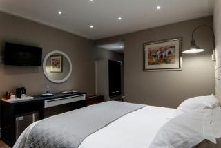 Lüderitz Nest Hotel - Lüderitz - 9
